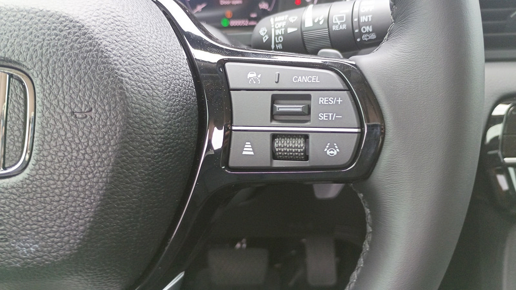 New 2026 Honda Pilot Touring image 17