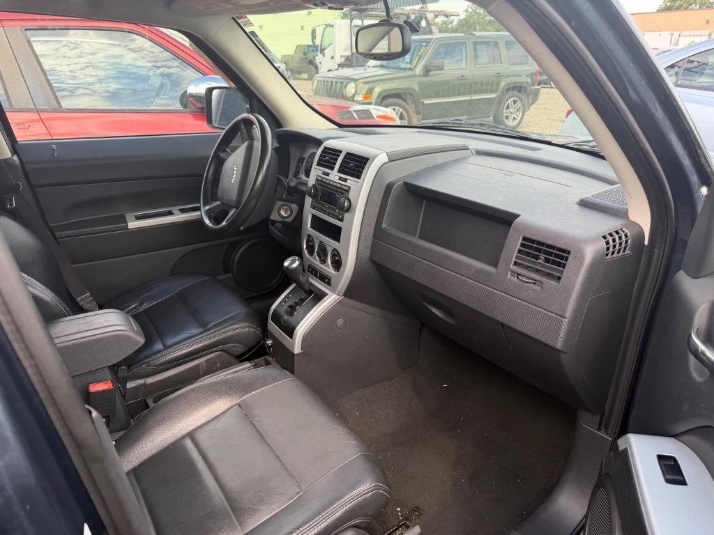 Used 2008 Jeep Patriot Limited AWD/4WD image 10