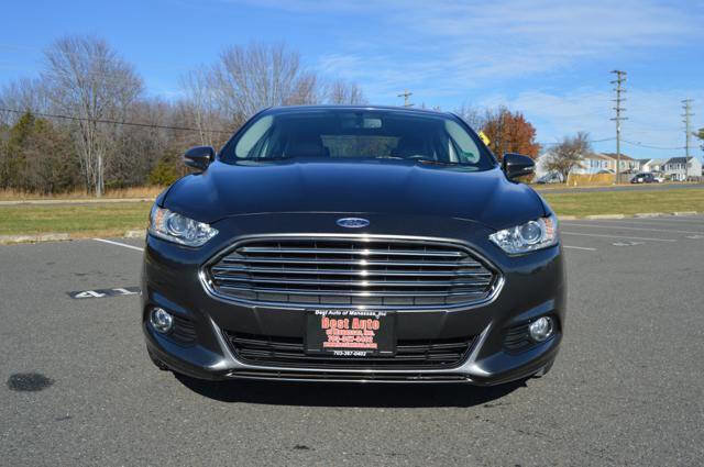 Used 2016 Ford Fusion SE w/ Equipment Group 202A image 2