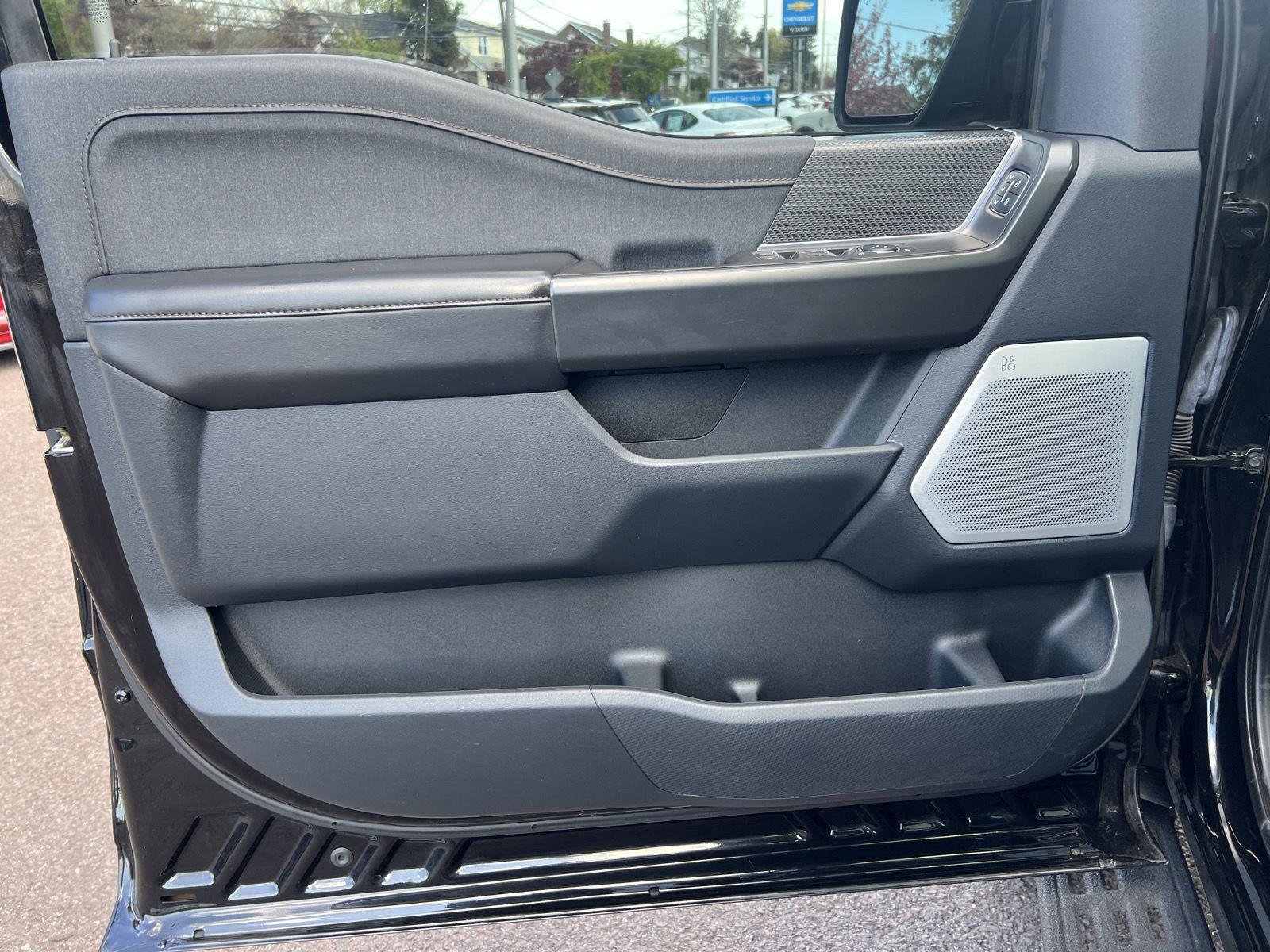 Used 2023 Ford F150 Raptor w/ Raptor 37 Performance Package AWD/4WD image 14