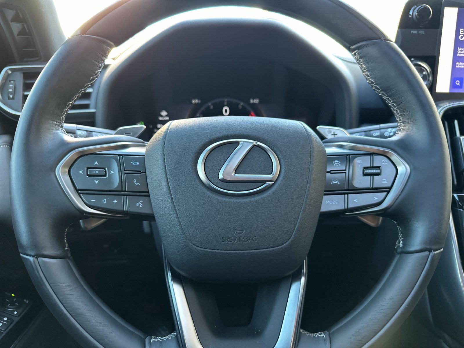 Used 2026 Lexus LX 700h Luxury image 29