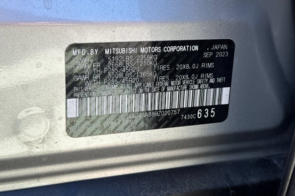 Used 2024 Mitsubishi Outlander SEL AWD/4WD image 30