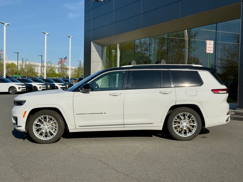 Used 2021 Jeep Grand Cherokee L Summit w/ Advanced Protech Group IV image 3