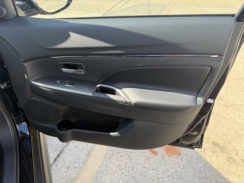 New 2026 Mitsubishi Outlander SEL image 19