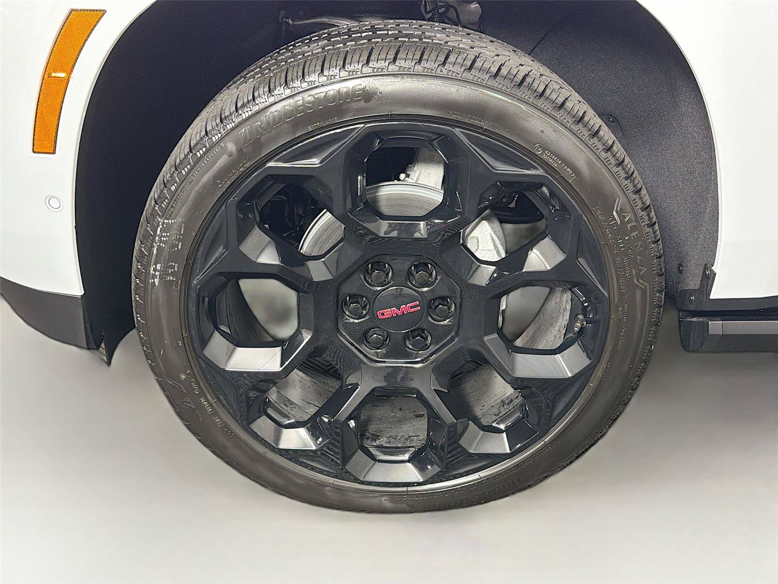 New 2026 GMC Yukon XL Denali Ultimate AWD/4WD image 34