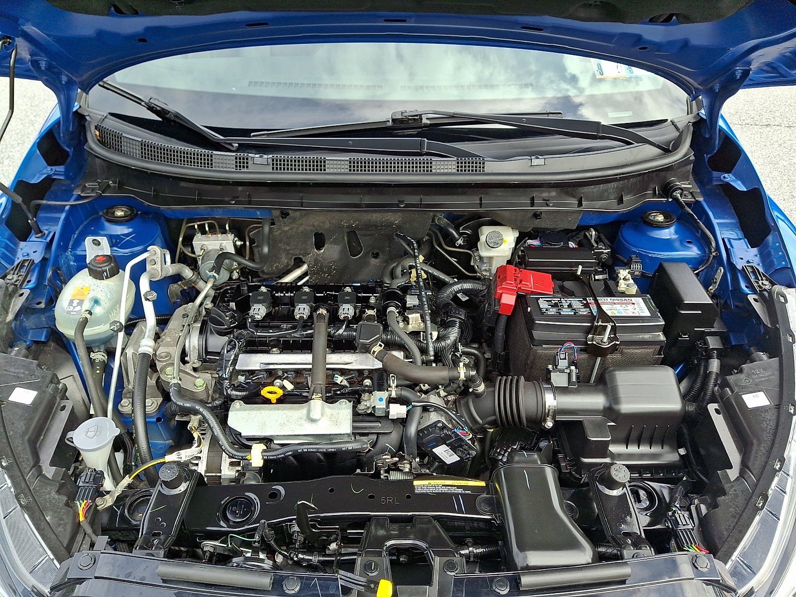 Used 2023 Nissan Kicks SR w/ SR Premium Package FWD image 28