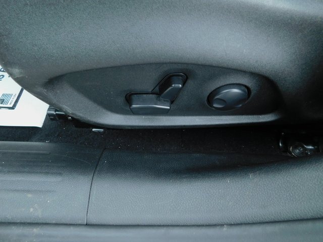 Used 2023 Jeep Renegade Latitude w/ Premium Group image 25