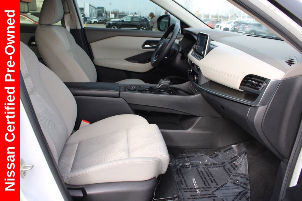Certified 2024 Nissan Rogue SV image 20