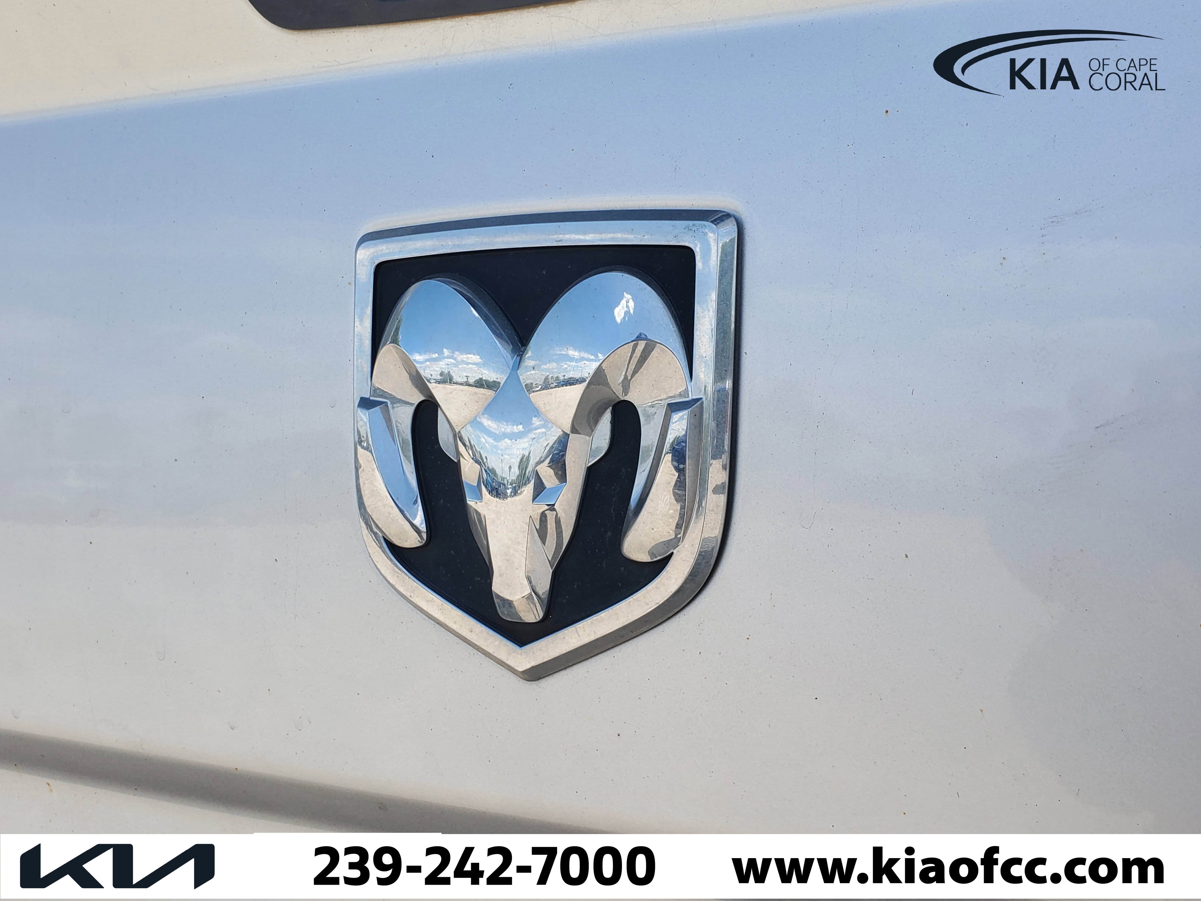 Used 2014 RAM 2500 Tradesman w/ Power & Remote Entry Group image 4