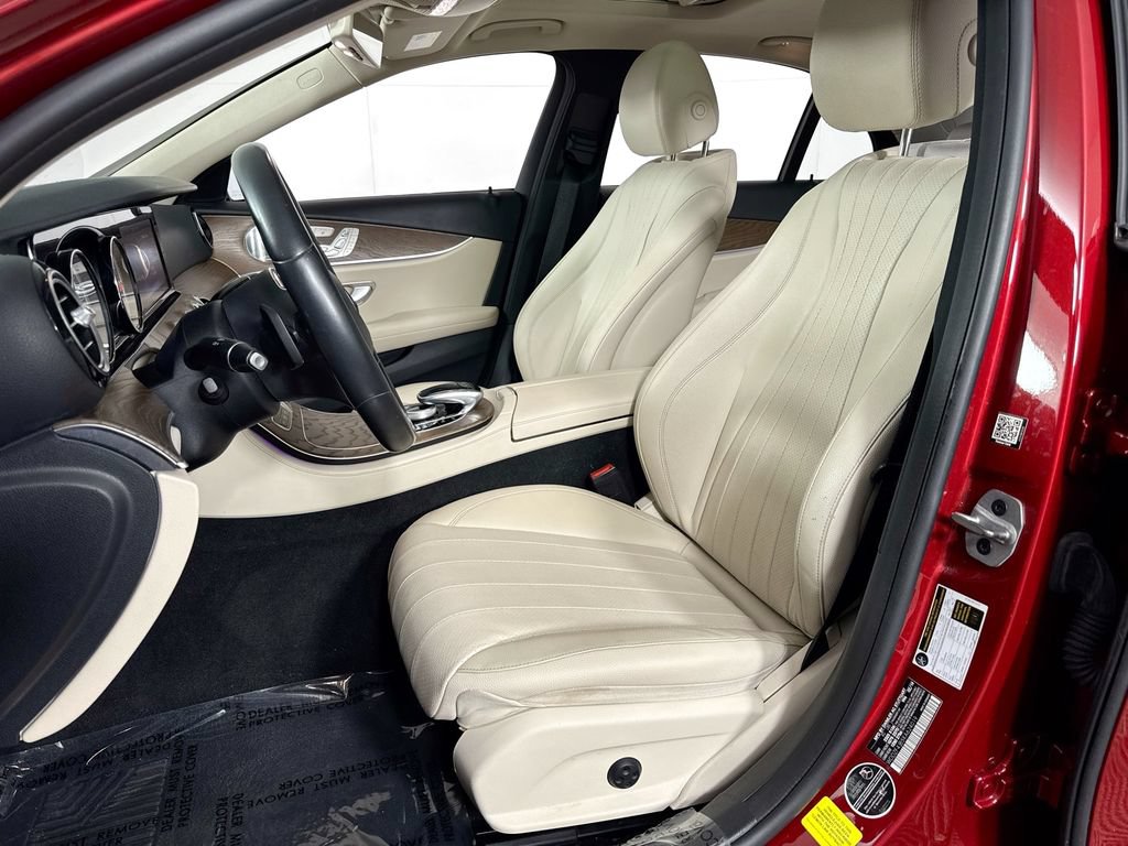 Used 2019 Mercedes-Benz E 300 image 27