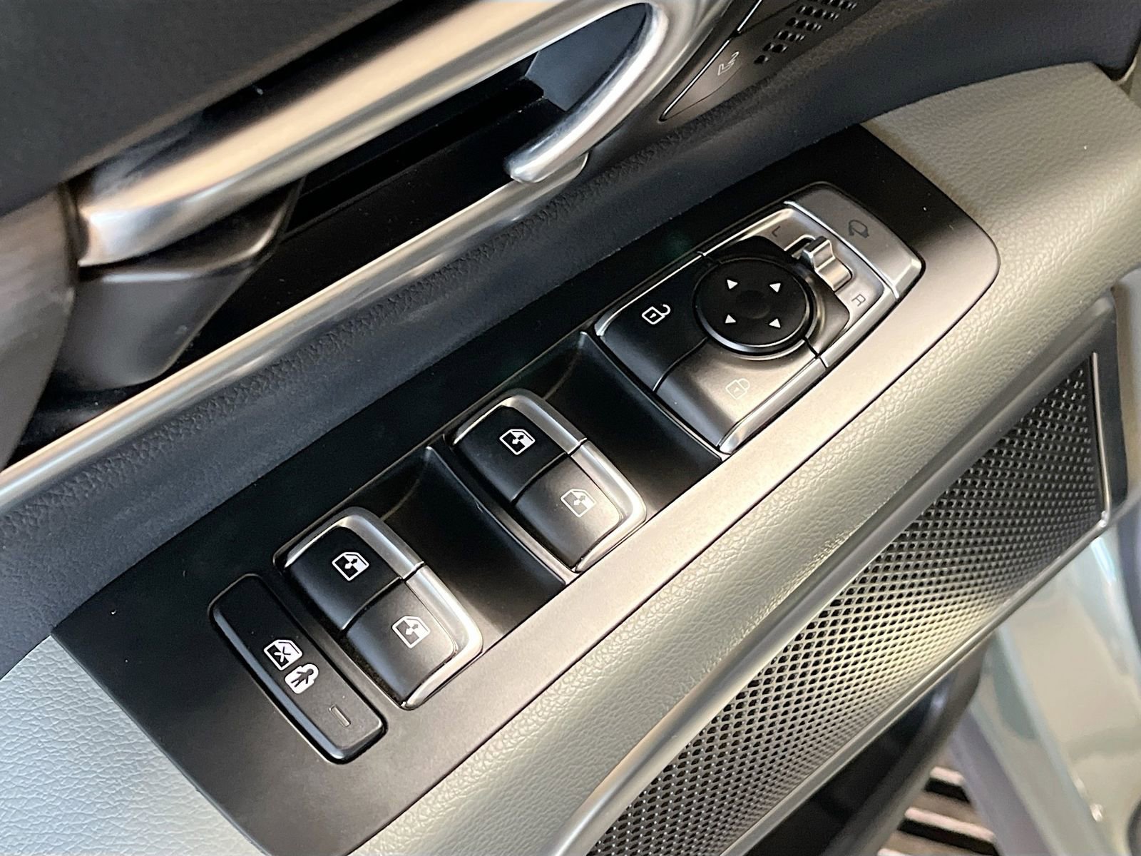 Used 2023 Kia Telluride SX Prestige X-Line AWD/4WD image 18