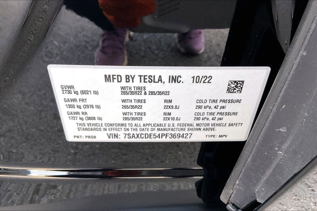 Used 2023 Tesla Model X image 17