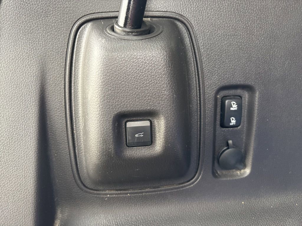 Used 2010 Lincoln MKX 2WD image 10