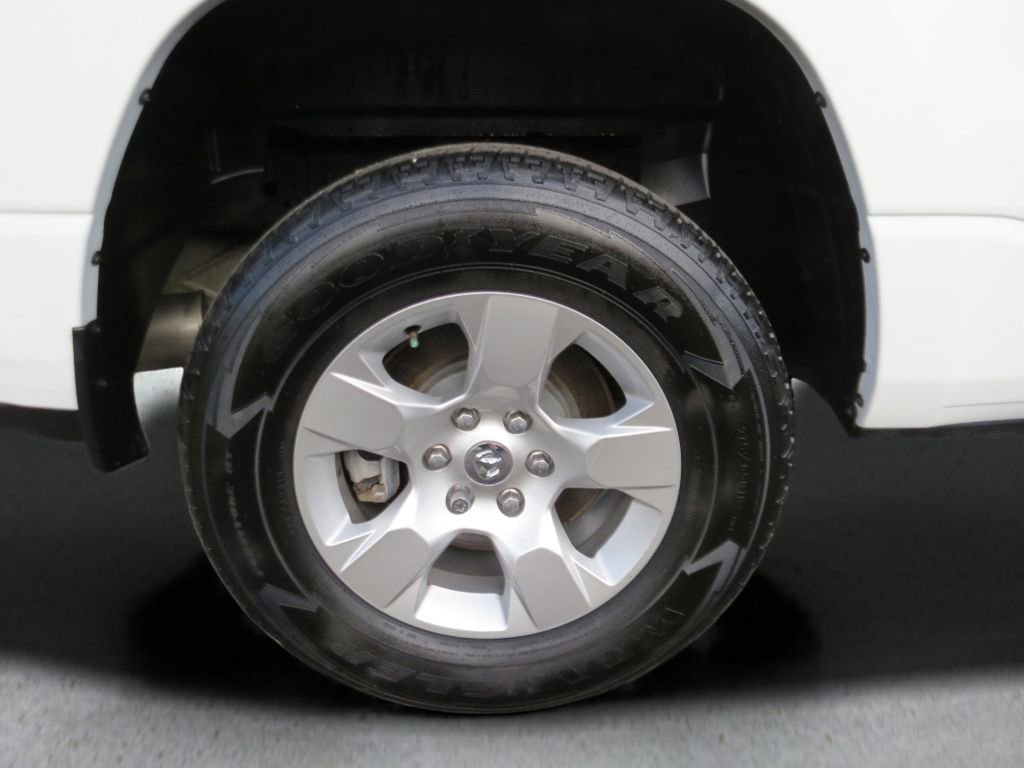 Used 2023 RAM 1500 Big Horn image 25