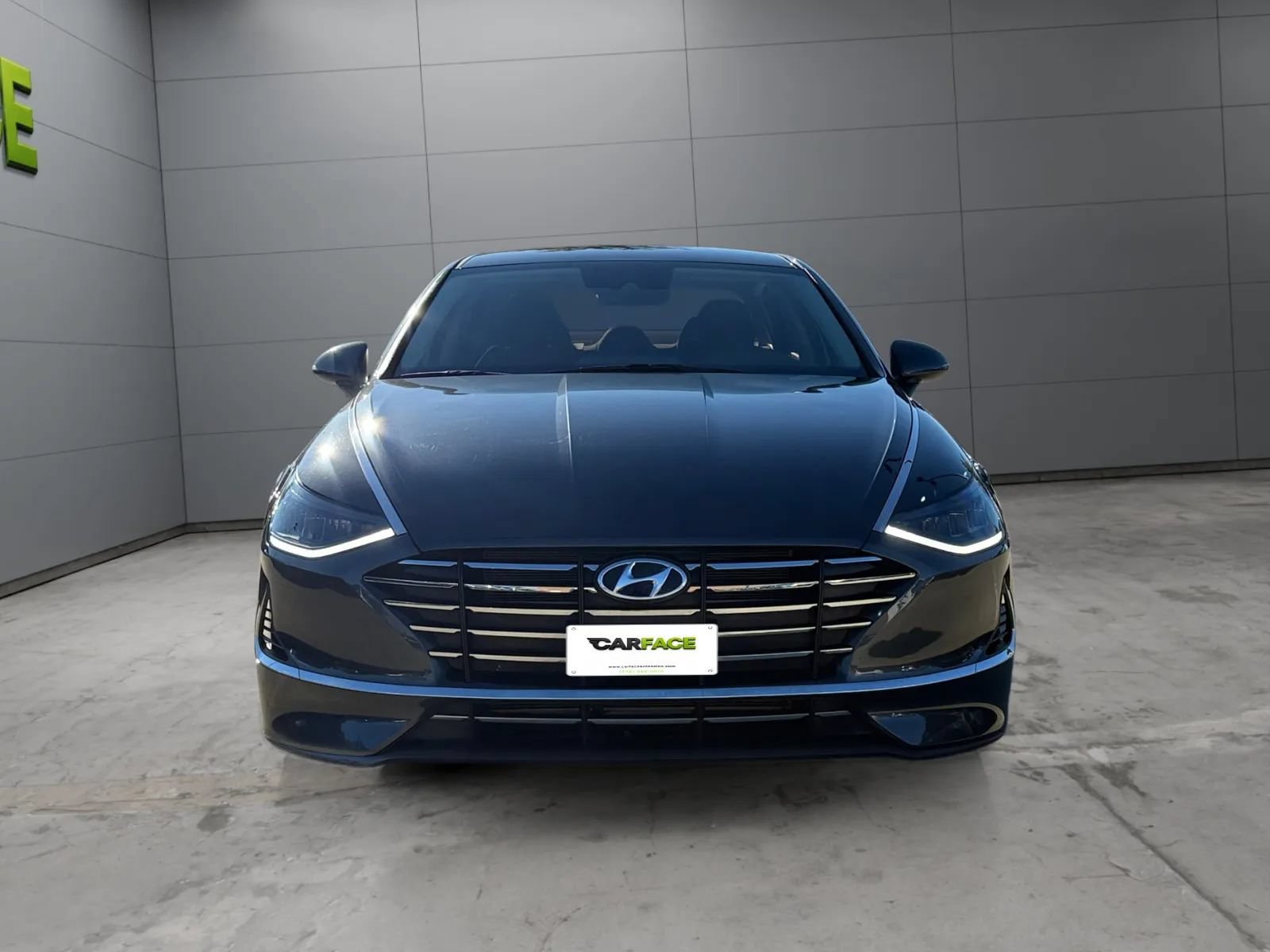 Used 2022 Hyundai Sonata SE FWD image 2