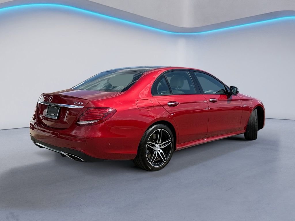 Certified 2017 Mercedes-Benz E 43 AMG 4MATIC Sedan image 4