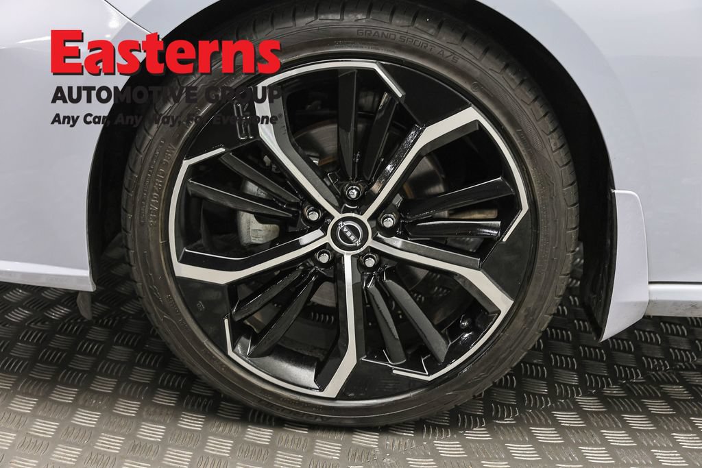 Used 2023 Nissan Altima 2.5 SR w/ SR Premium Package FWD image 32