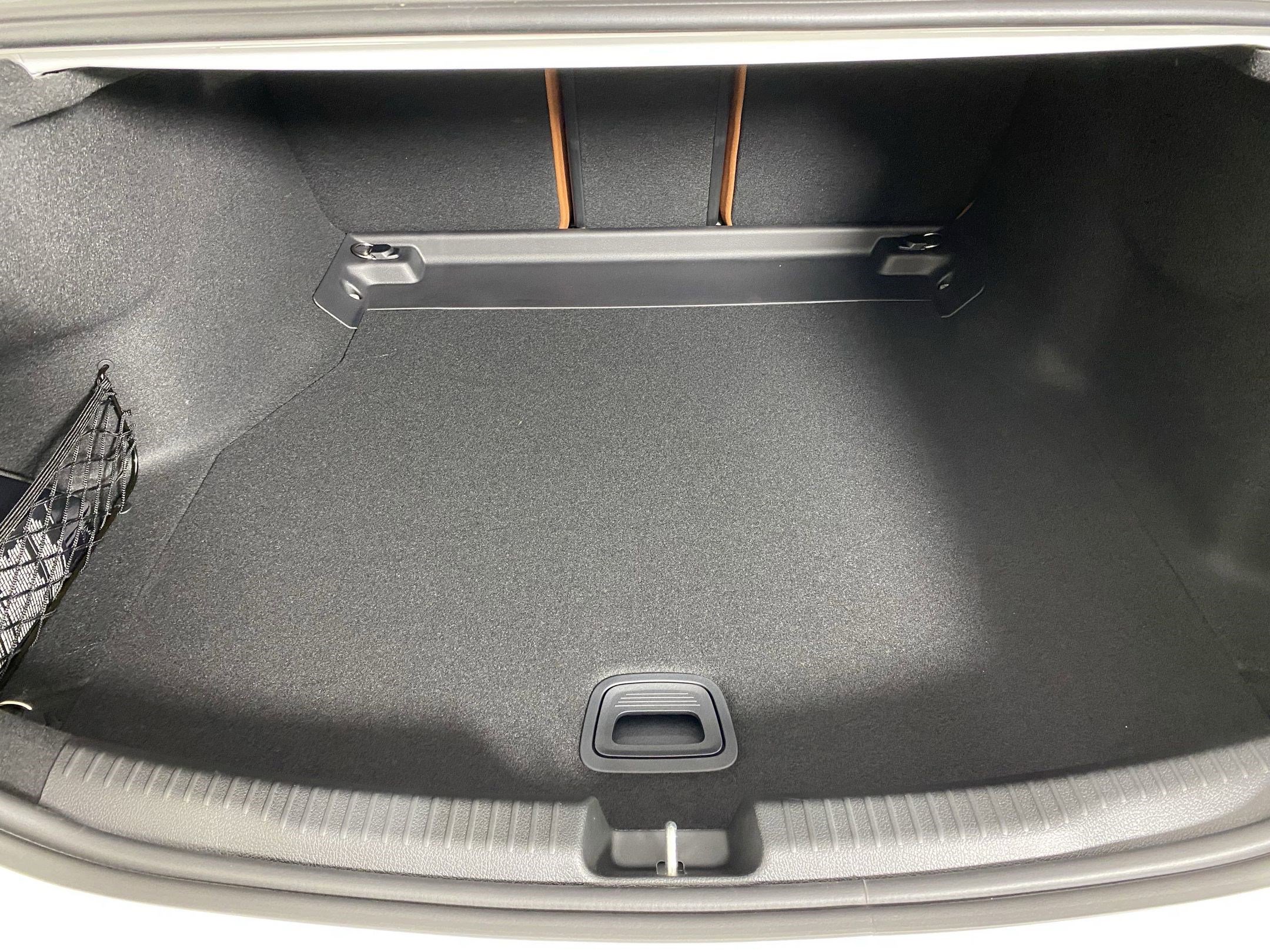 Used 2025 Mercedes-Benz C 300 C 300 image 29