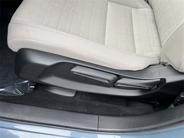 Used 2023 Honda HR-V LX image 12