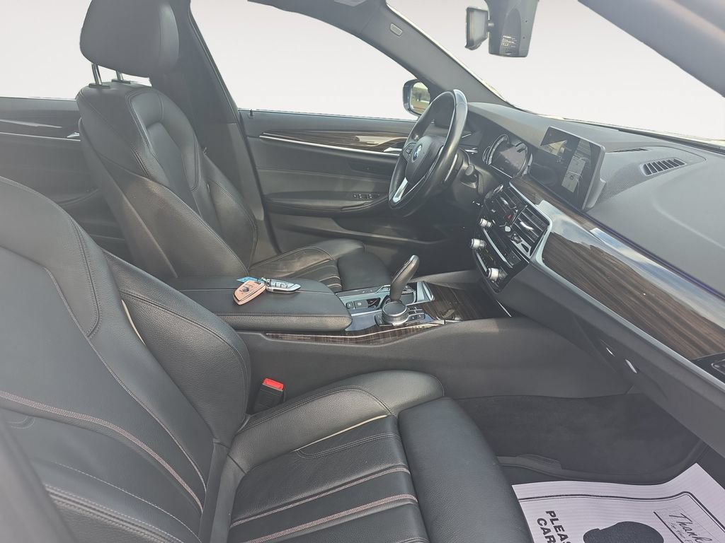 Used 2018 BMW 530e RWD image 15