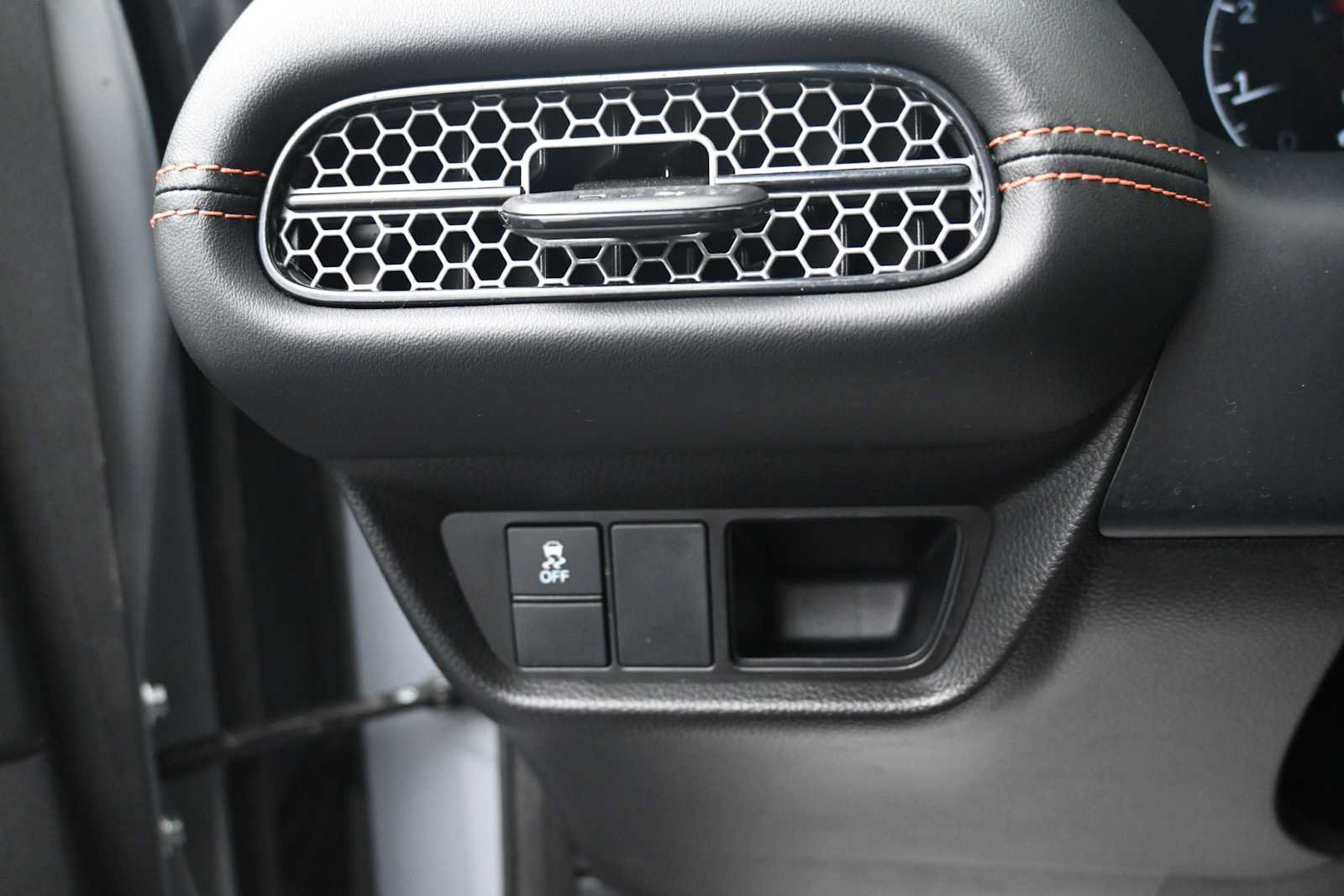 Used 2024 Honda HR-V Sport image 10