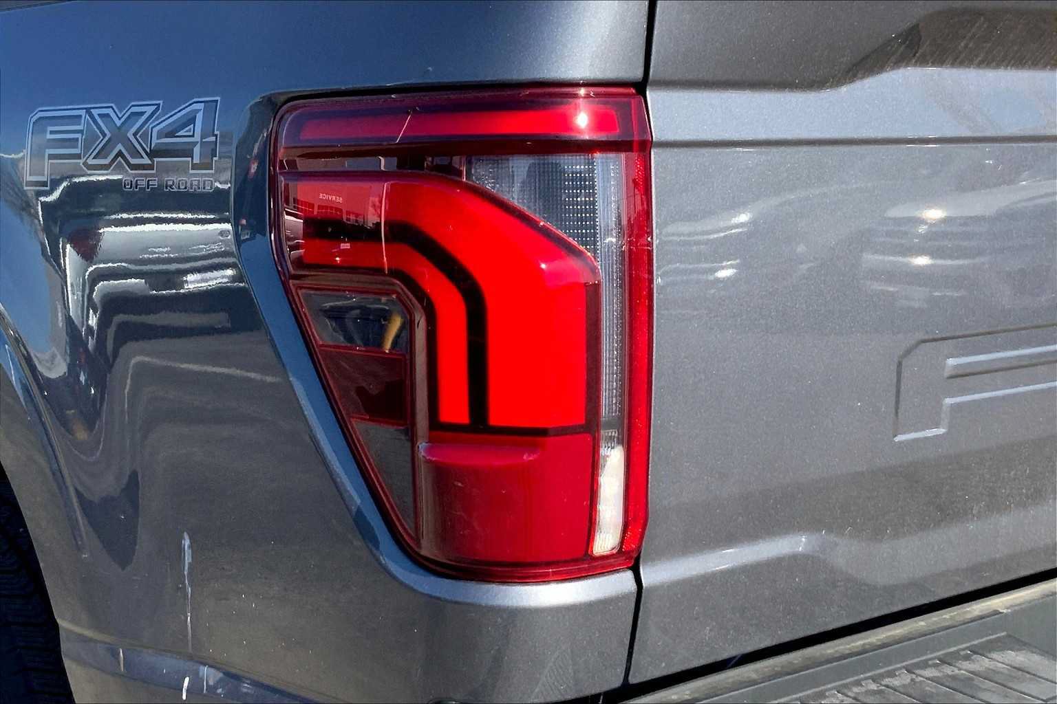 Used 2024 Ford F150 Lariat w/ FX4 Off-Road Package AWD/4WD image 11