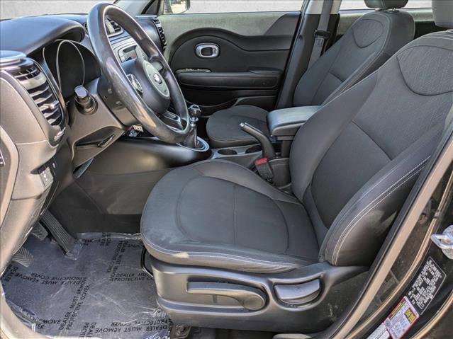 Used 2015 Kia Soul image 16