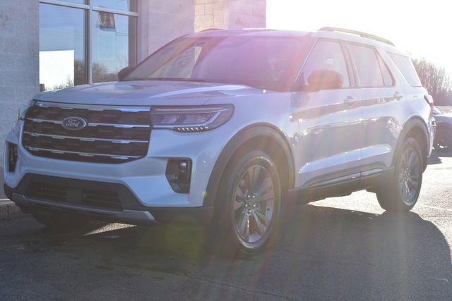 New 2026 Ford Explorer Active w/ Active Comfort Package image 12