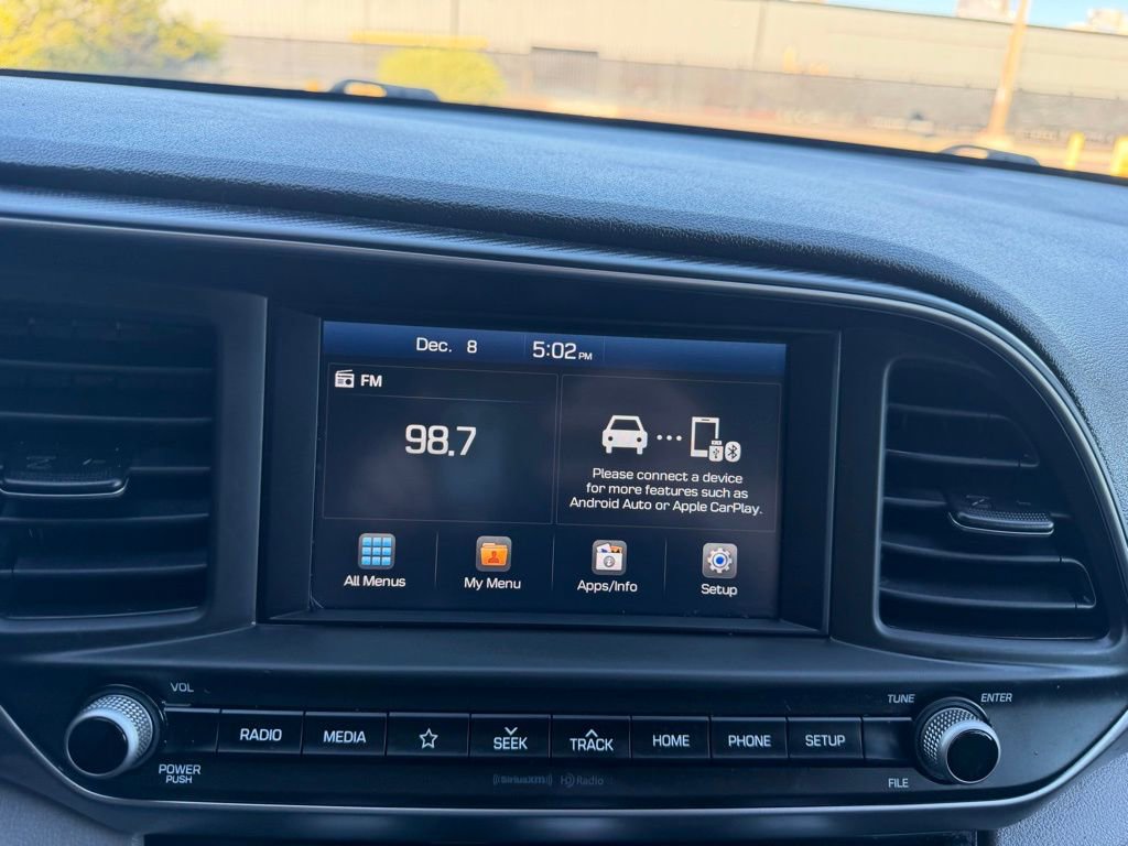 Used 2019 Hyundai Elantra SEL image 33