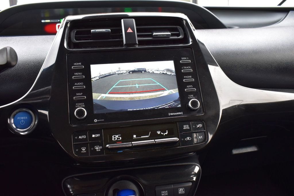 Used 2022 Toyota Prius LE image 31