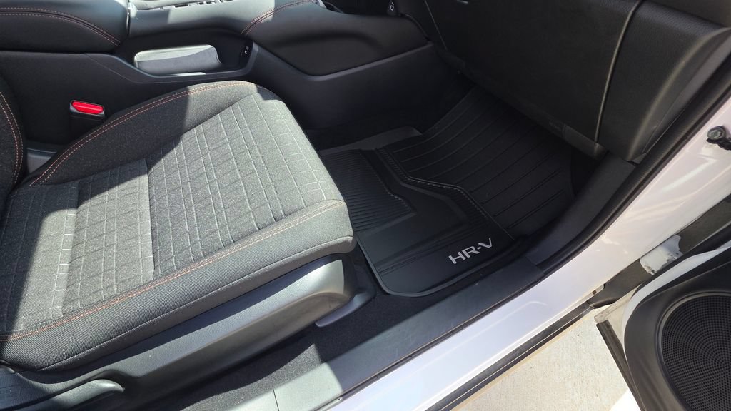 Certified 2024 Honda HR-V Sport image 12