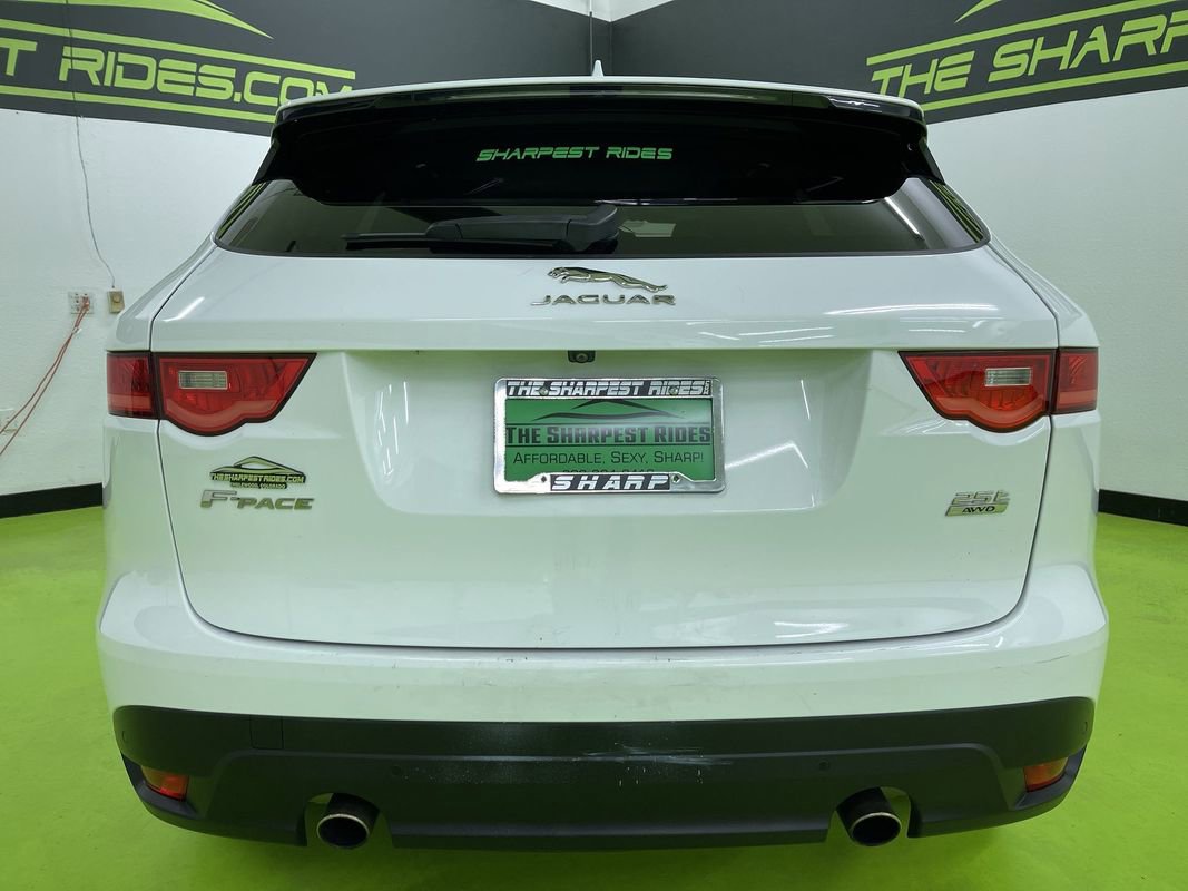 Used 2019 Jaguar F-PACE Premium image 8