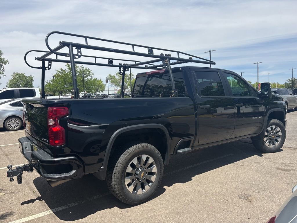 Used 2025 Chevrolet Silverado 2500 Custom w/ Custom Value Package AWD/4WD image 2