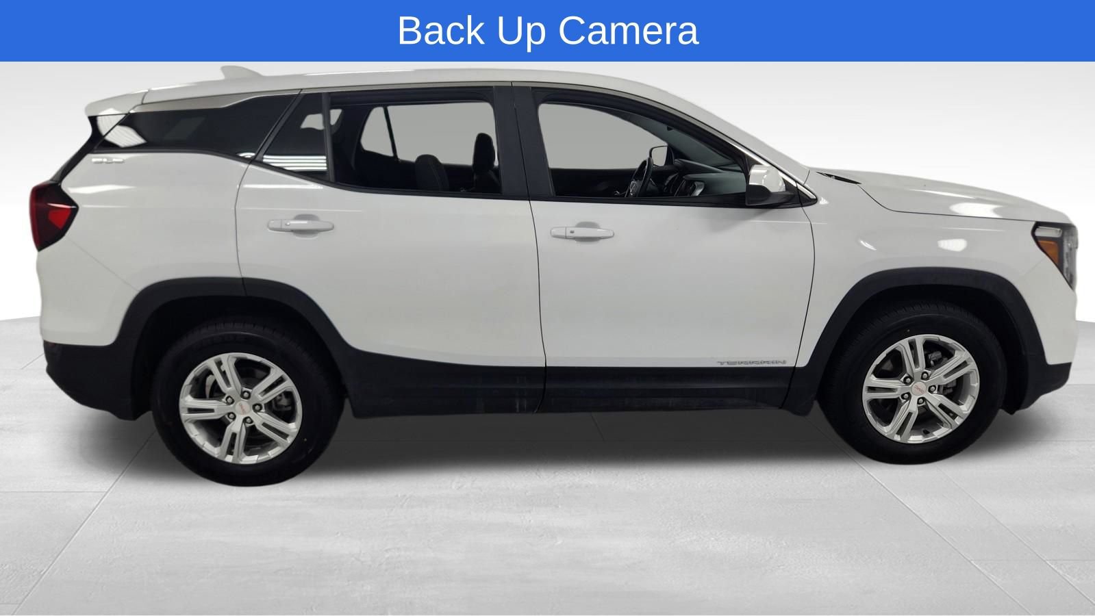 Used 2024 GMC Terrain SLE AWD/4WD image 2