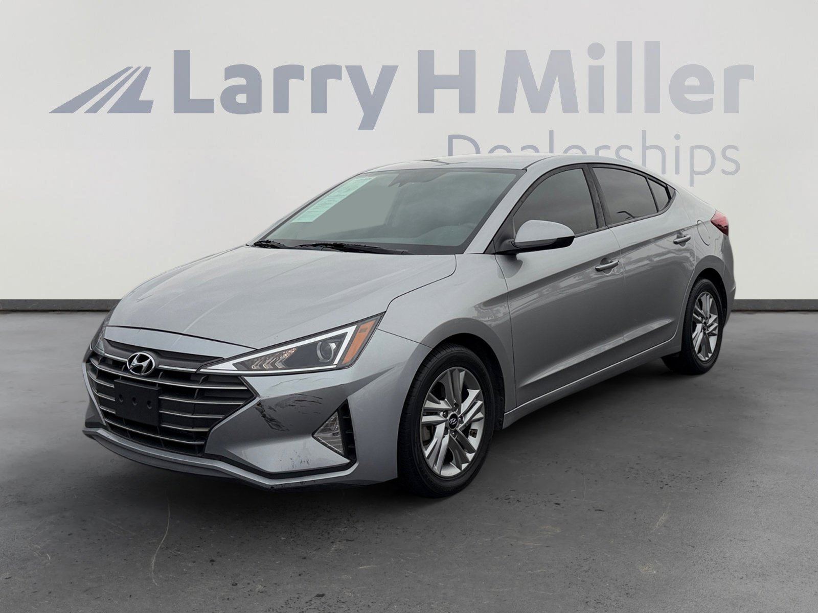 Used 2020 Hyundai Elantra SEL image 1
