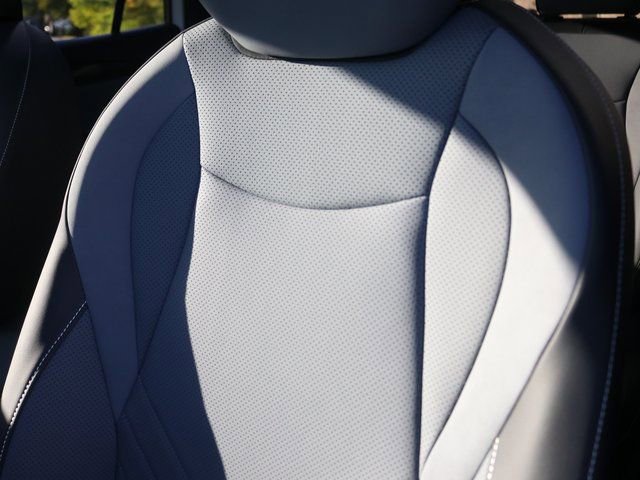 New 2026 Volkswagen Tiguan SE R-Line image 8