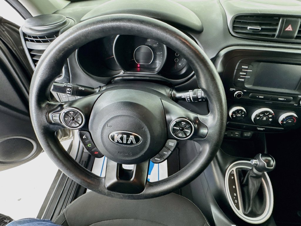 Used 2019 Kia Soul FWD image 11
