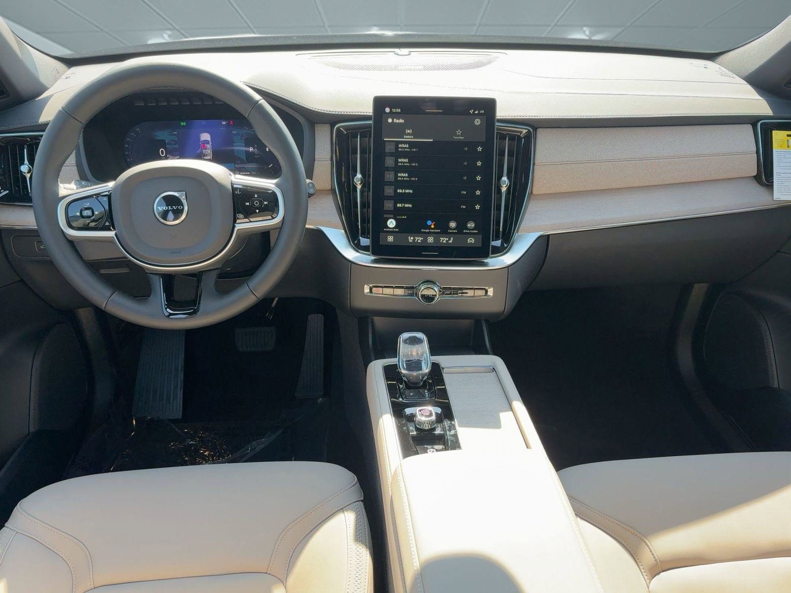 New 2026 Volvo XC90 B6 Plus w/ Protection Package AWD/4WD image 24