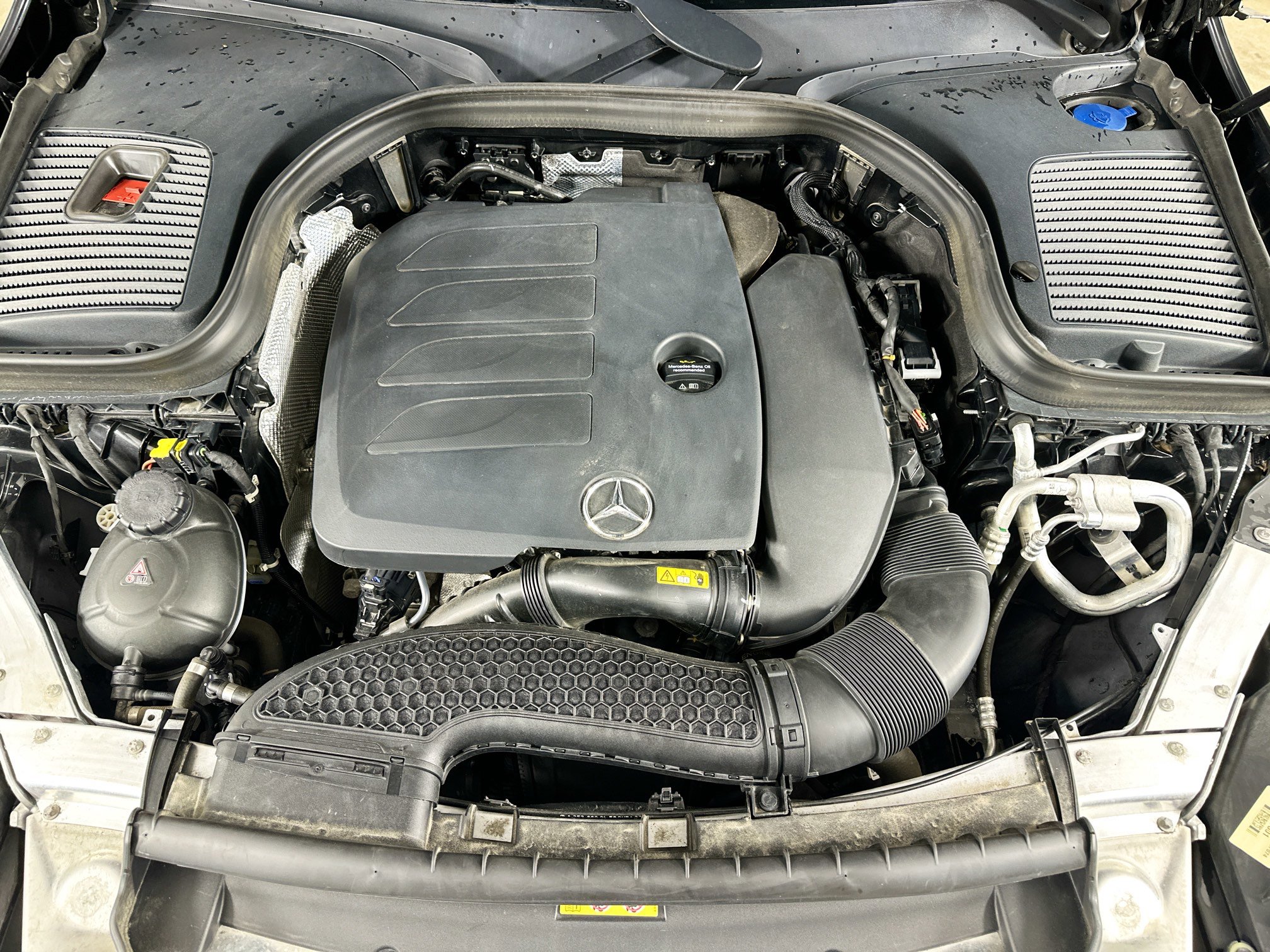 Certified 2020 Mercedes-Benz GLC 300 4MATIC image 35