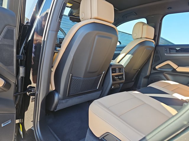 New 2026 Porsche Cayenne AWD/4WD image 22