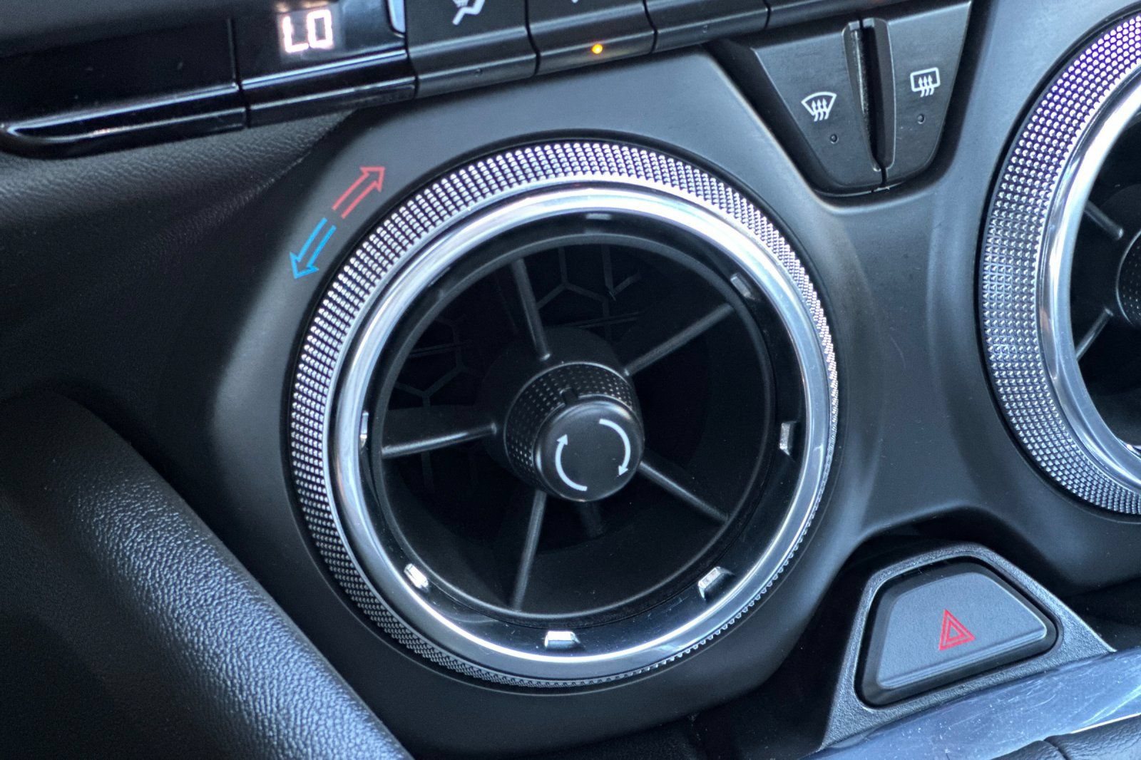 Used 2021 Chevrolet Camaro SS RWD image 29