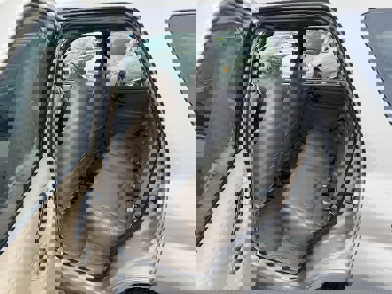 Used 2001 Ford Escape XLT image 19