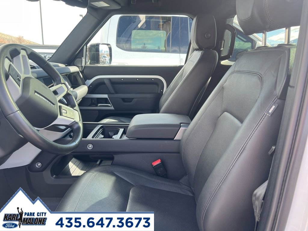 Used 2024 Land Rover Defender 90 S image 6