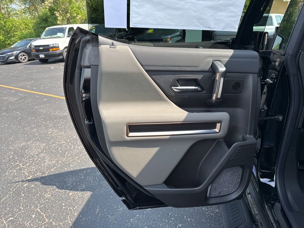 New 2025 GMC Hummer EV 2X image 15