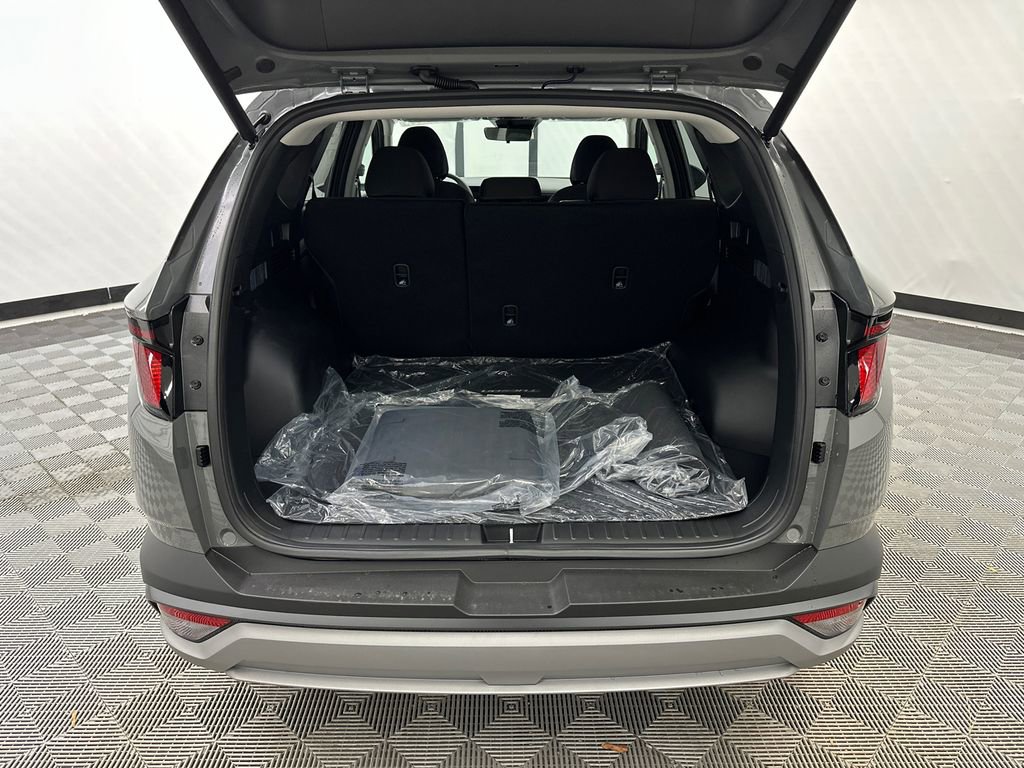 Certified 2025 Hyundai Tucson SEL image 16