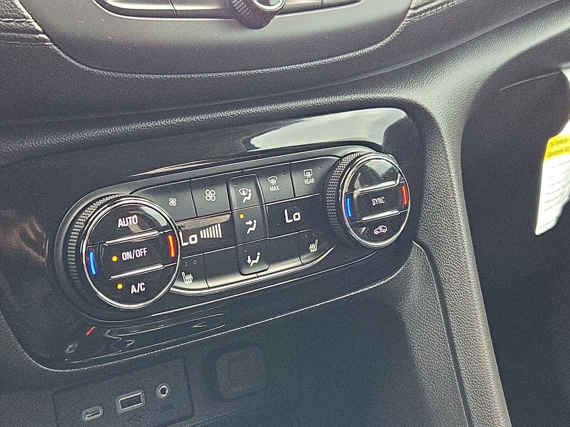 Used 2023 Buick Encore GX Select FWD image 24