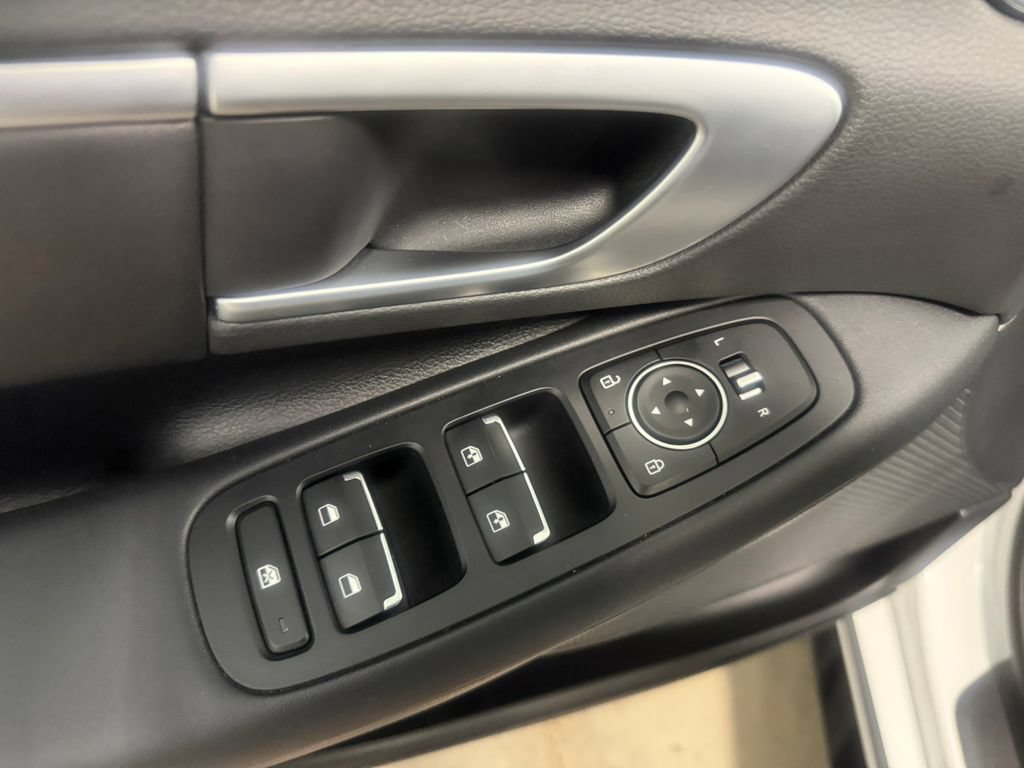 Certified 2026 Hyundai Sonata SEL FWD image 22