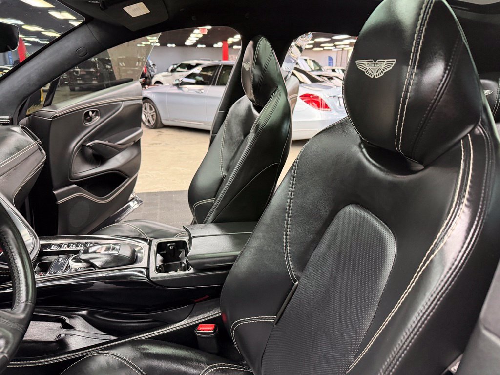 Used 2021 Aston Martin DBX AWD/4WD image 32