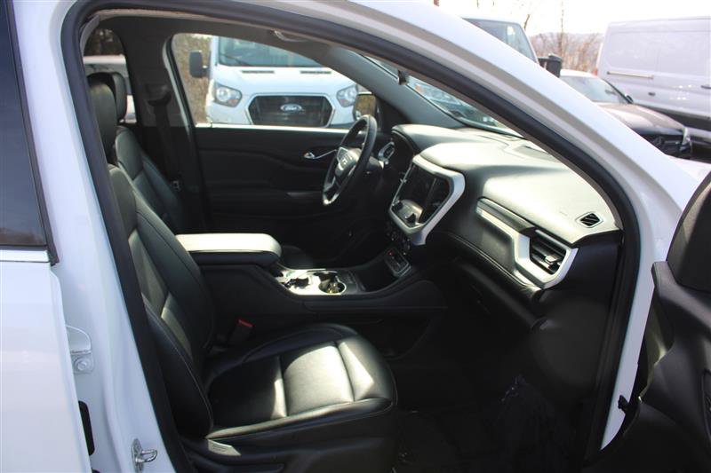 Used 2023 GMC Acadia SLT image 13