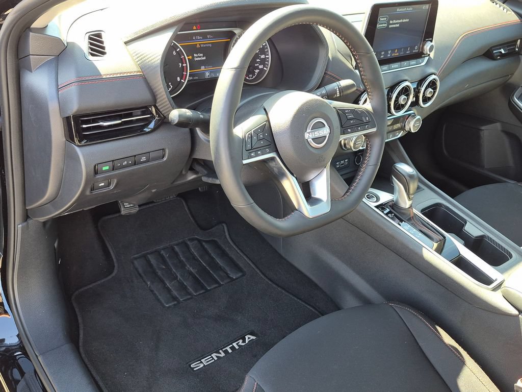 Certified 2025 Nissan Sentra SR FWD image 14